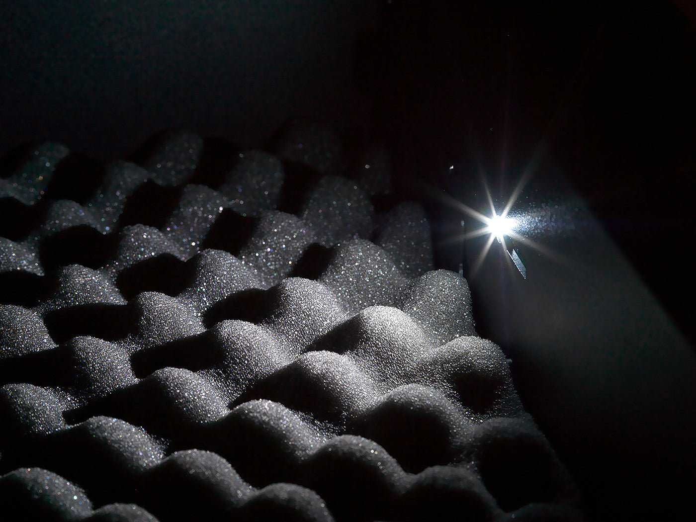 BoostedSafe Elite: Fingerprint, Key & Digital Combo